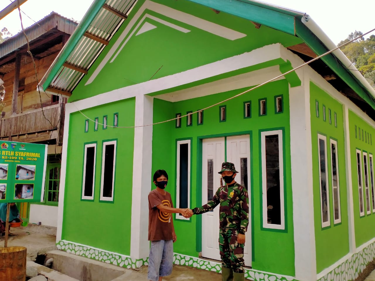 penyerahan RTLH langsung dilakukan satgas TMMD