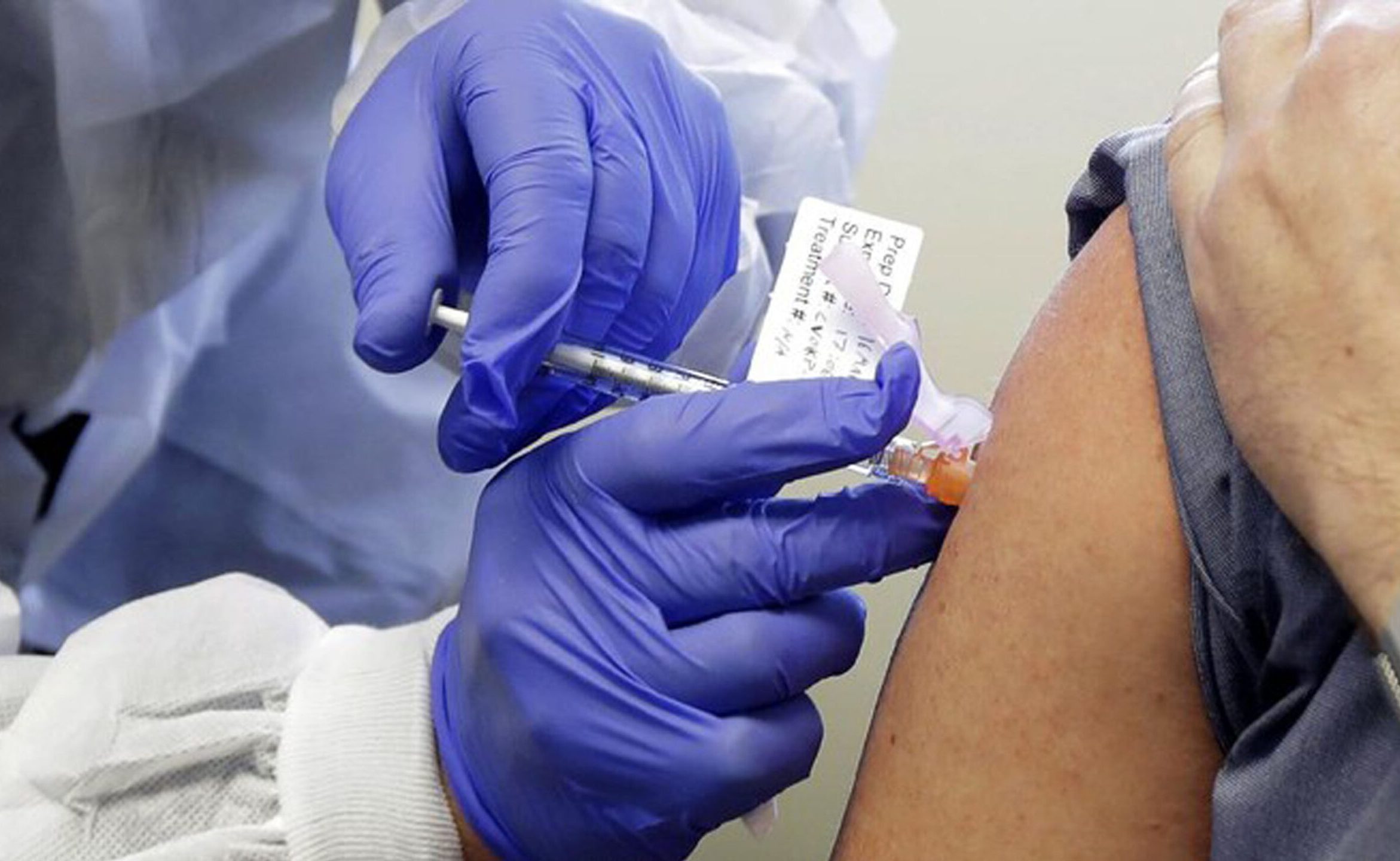Ilustrasi vaksin (foto:AP/Ted S. Warren)