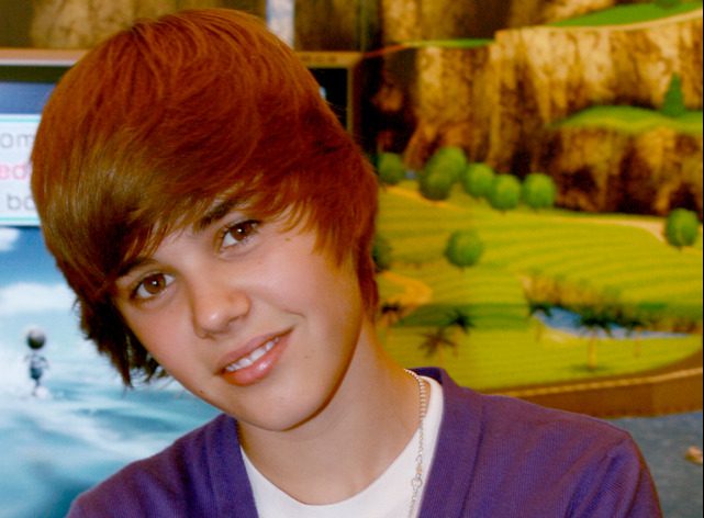 Justin Bieber (foto : Bieber pada 2009 Pinterest)