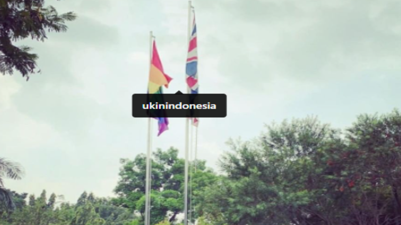 Kedubes Inggris untuk Indonesia Kibarkan bendera LGBT dan menuai Kontroversi (foto: Instagram)