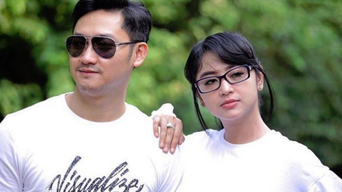 Dewi Perssik digugat cerai oleh Angga Wijaya, (Foto: Instagram Dewi Perssik)
