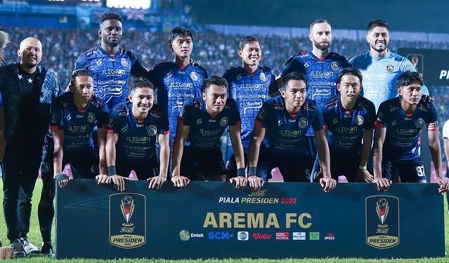 Daftar Jajaran Tim Pelatih dan Pemain Arema FC di Liga 1 2022/2023, (Foto: Instagram Arema FC)