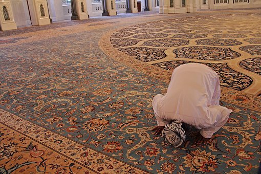 Shalat Isyroq Amalan yang Setara dengan Ibadah Haji dan Umrah (pixabay)