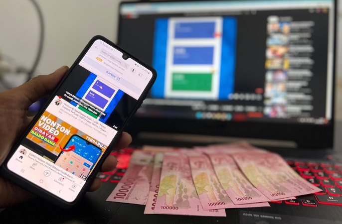 Ilustrasi aplikasi penghasil saldo DANA gratis. (Foto: Klikkoran.com)Aplikasi penghasil uang nonton video (sumber: pixabay)