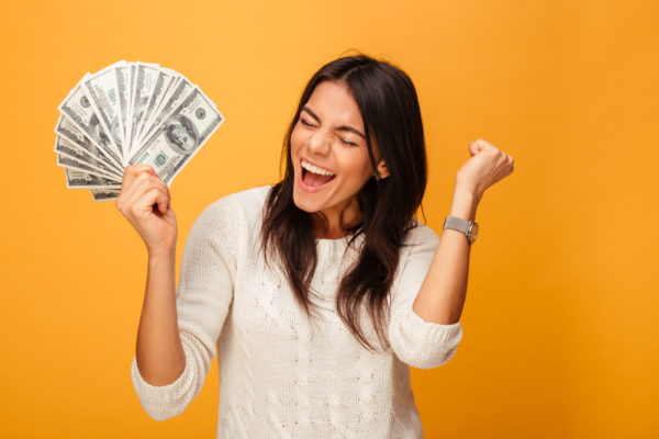 Aplikasi penghasil uang paling komplit (sumber: Shutterstock)