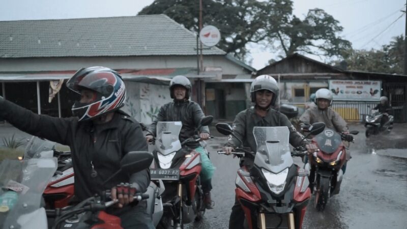 PT. Hayati Pratama Mandiri gelar keseruan Honda CB150X City Fun Challenge di Padang. (Foto: Klikkoran.com)