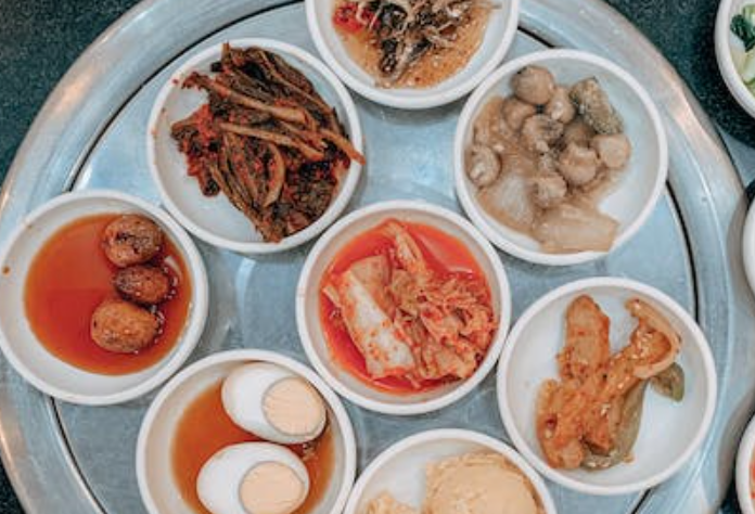 
TTS 6 Huruf Makanan Penuh Curiga, Sama Aja Gaes Beda Huruf Doang (Foto: Vicky Tran/Pexels)