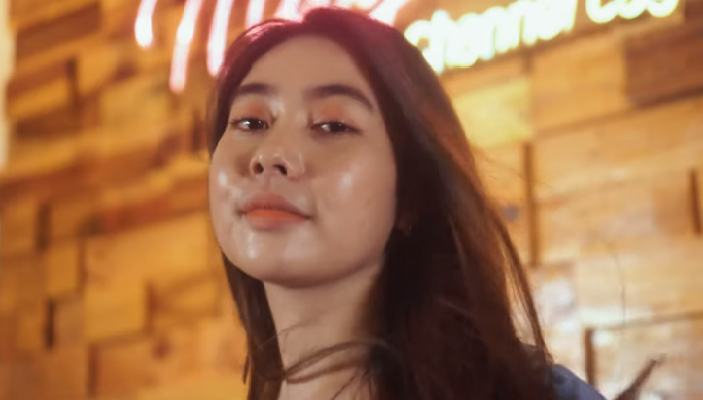 Arti Lagu 'Ba Atei Ije' by MUMU, Sound Dayak Cinta Ku Tu Puna Tu Tutu Dengam Viral di TikTok! (Foto : Tangkap Layar Youtube)