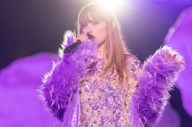 Makna dan Arti Lirik Lagu 'August' by Taylor Swift Tentang Perasaan Cinta Sesaat di Musim Panas (Foto : Instagram Taylor Swift)