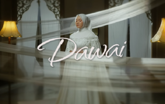 Bikin Merinding! Berikut Makna Lagu 'Dawai' by Fadhilah Intan, Soundtrack Film Air Mata Di Ujung Sajadah beserta Liriknya (Foto: Tamgkap Layar Youtube/Fadhilah Intan)