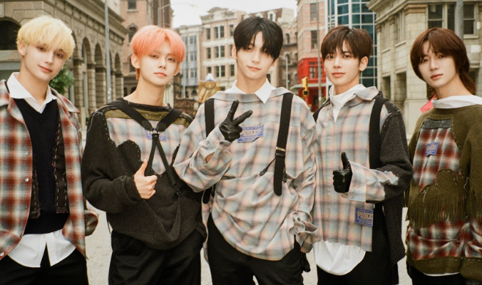 Makna dan Arti Lirik Lagu 'Chasing That Feeling' by TXT (Tomorrow X Together) dalam Bahasa Indonesia, Trending Youtube! (Foto: Twitter/@TXT_bighit)