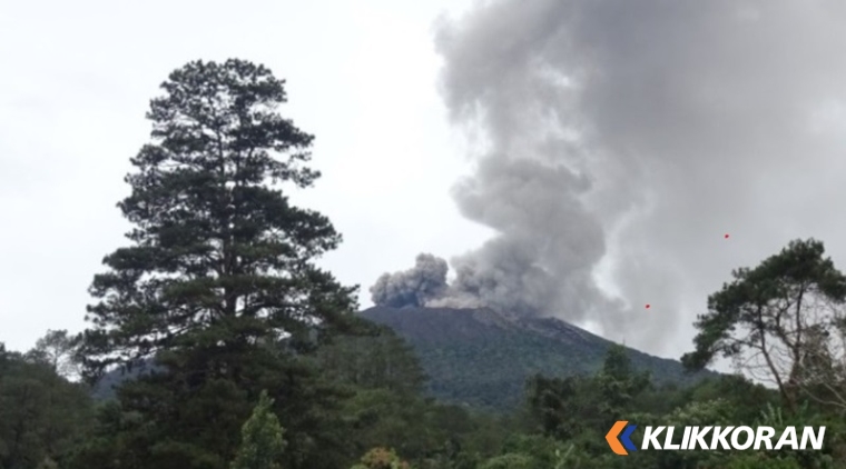 Erupsi Gunung Marapi beberapa waktu lalu. (Foto: Istimewa)