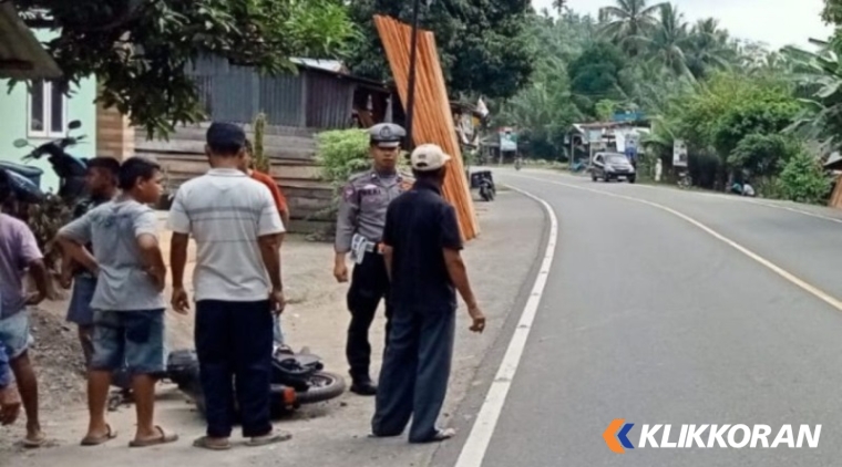 Kecelakaan lalu lintas di Agam. (Foto: Sumbarkita)