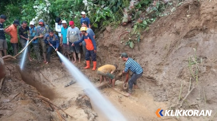 Tanah longsor dan pohon tumbang terjadi di tiga kecamatan, di Kabupaten Agam. (BPBD Kabupaten Agam)