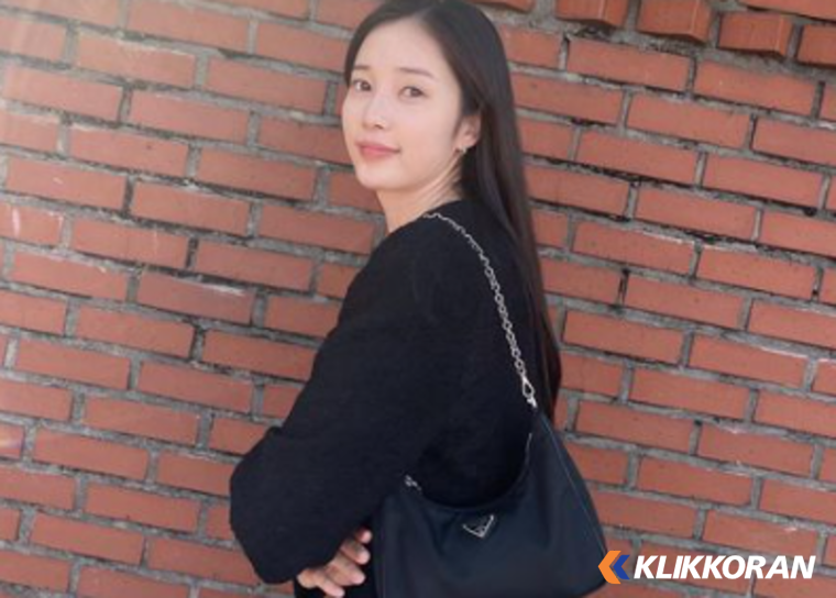 Yoon Chaekyung eks April yang kencan dengan pesepak bola (foto: Instagram)