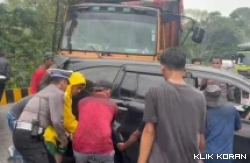 kecelakaan beruntun di Silaiang Padang Panjang. (Foto: Halonusa)