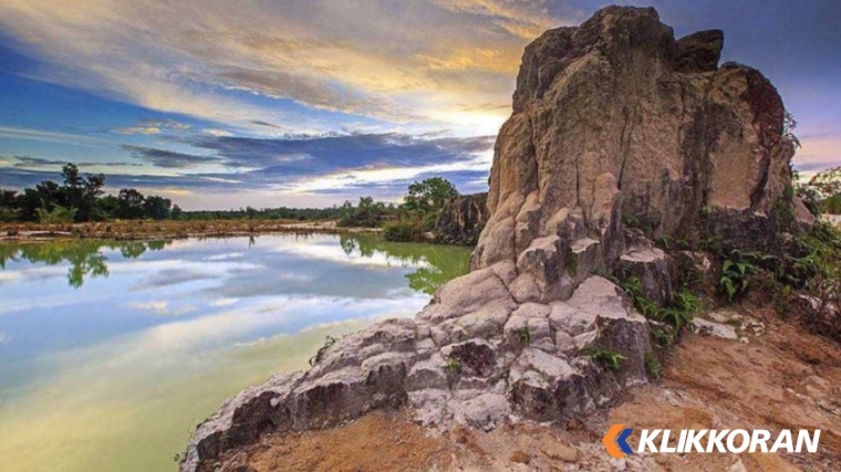 Ilustrasi Danau Biru (Foto: Youtube Tujuan Wisata)