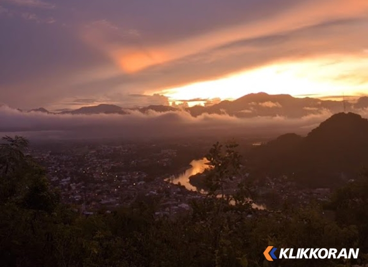 Bukit Layang (foto: Google Maps/Sigit Pratama Maulu)