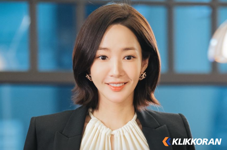 Park Min Young dalam Drakor Marry My Husband Episode 3