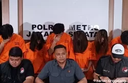 Selebgram Chandrika Chika ditetapkan sebagai tersangka bersama lima rekannya. (Foto: Kompas.com)