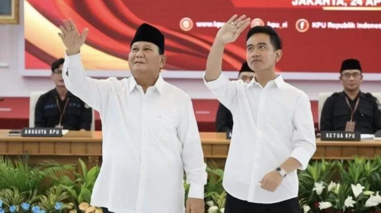 Prabowo Subianto dan Gibran Rakabuming. (Foto: Warta kota - Tribunnews)