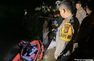 11 Masih Hilang, Sopir yang Terjun ke Sungai Terjebak dalam Truk
