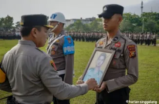 Tindak Tegas! Kapolda Riau Pecat Bripka Yogi Saputra karena Terlibat Narkoba