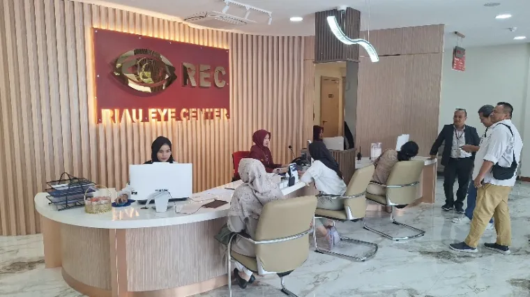 Riau Eye Center Undang Jurnalis Untuk Pemeriksaan Mata, Gunakan Teknologi Jerman dan Amerika