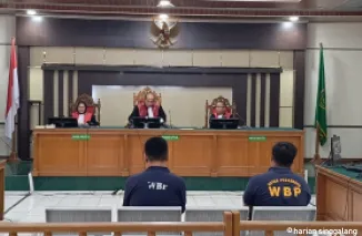 Sidang Yose Saputra, mantan Ketua LAMR Kota Pekanbaru dan Ade Siswanto, mantan Bendahara LAMR Pekanbaru
