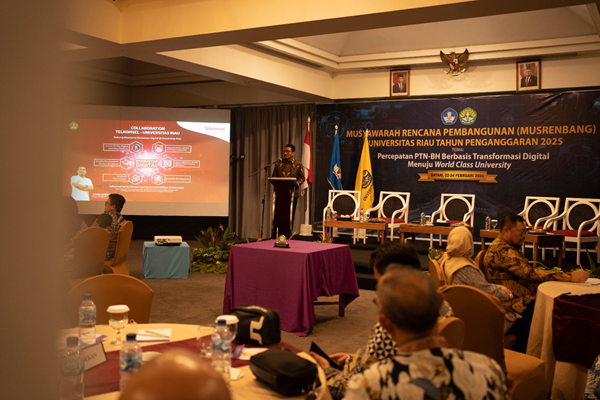 Foto Telkomsel dan Universitas Riau Teken Kesepakatan Kolaborasi untuk Pengembangan Ekosistem Digital