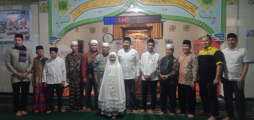 TSR Propinsi Didampingi Wabup Yulian Efi Sambangi Masjid Raya Taratak Bukareh Pakan Salasa
