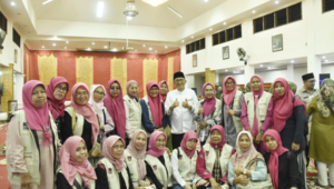 Foto Wali Kota Padang Hendri Septa Ajak PSM Berkomitmen Bersama Atasi Permasalahan Sosial, Setelah Buka Bersama