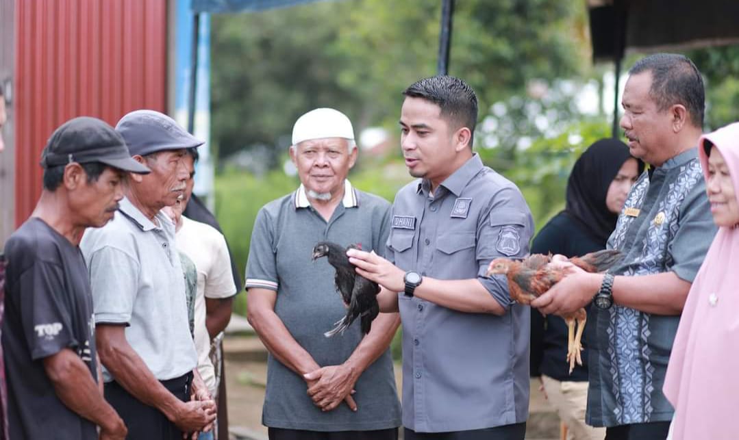 Foto Keltan Dapat Bantuan Ayam KUB, Wawako Solok Berterima Kasih kepada Dinas Pertanian Prov Sumbar