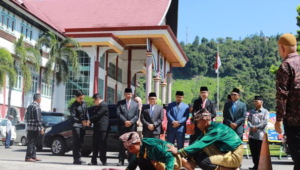 Foto Bupati Pessel Hadiri Peringatan HJK Kabupaten Pesisir Selatan