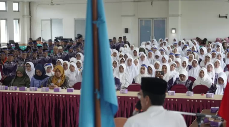 322 Calhaj dilepas secara resmi oleh bupati Limapuluh Kota Safarudddin Dt.Bandaro Rajo di aula kantor bupati Limapuluh Kota, Sarilamak, Rabu 22 Mei 2024.