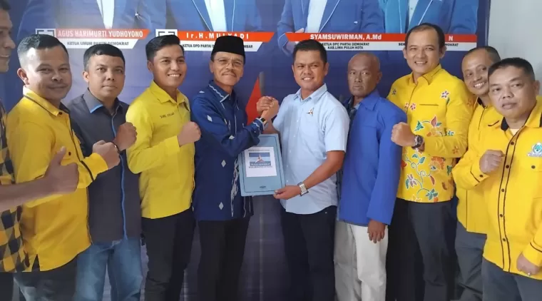 Bupati Safaruddin Kembali Maju Calon Bupati Kabupaten Limapuluh Kota dengan Mendaftar ke Demokrat, PAN dan Nasdem, Senen 6 Mei 2024.