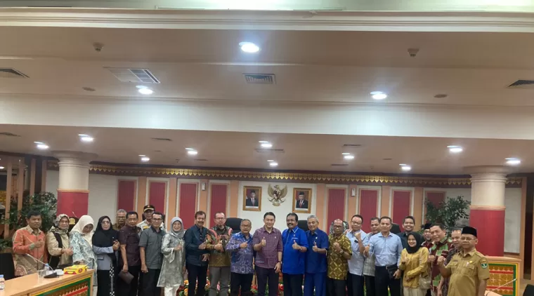 DPRD Sumbar Kunjungi DPRD Riau, Ucapkan Turut Berduka Cita