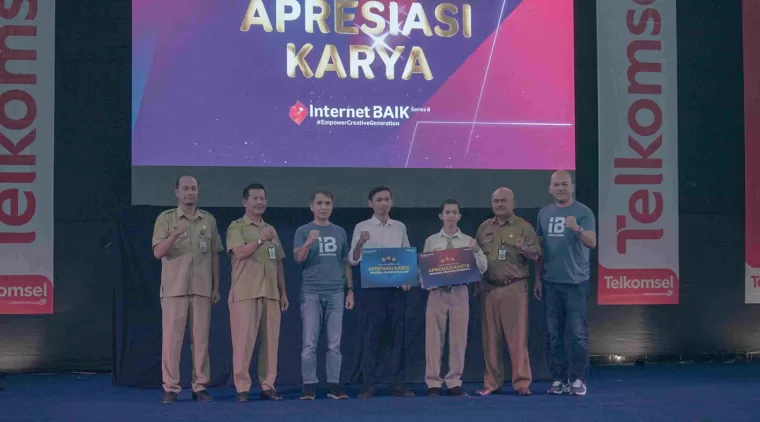 Internet BAIK Series 8 Telkomsel Membawa Peningkatan Literasi Digital ke Lebih dari 1.000 Pelajar dan Guru di Indonesia