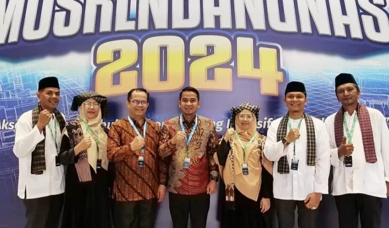 Wawako Ramadhani Kirana Putra (4 kiri) bersama Pejabat Pemko Solok lainya, di acara Musrenbang Nasional 2024 di Jakarta