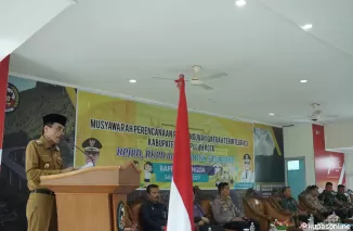 Bupati Safaruddin dalam sambutannya di acara Musrenbang RPJPD 2025-2045 yang digelar di aula kantor bupati, Sarilamak, Selasa 28 Mei 2024.