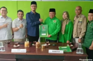 Erman Safar mendaftar ke PPP sebagai bakal calon kepala daerah untuk Pilkada