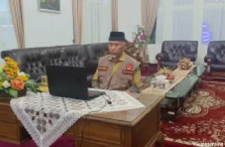 Gubernur Mahyeldi Memilih Berkantor di Bukittinggi untuk Mendekati Korban Bencana