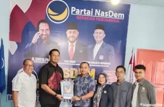 Wahyudi Thamrin, mendaftar sebagai bakal calon wakil bupati, ke Dewan Pimpinan Daerah (DPD) partai Nasdem, Senen 6 Mei 202