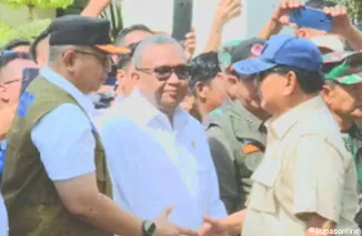 Plh Wako Andree Algamar Menyambut Kedatangan Menhan Prabowo untuk Membantu Korban Bencana Alam di Sumbar