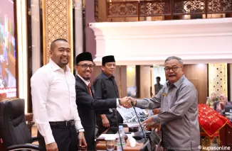 Wakil Ketua DPRD Sumbar Irsyad Safar Memimpin Rapat Penting Pembentukan Pansus LKPJ 2023