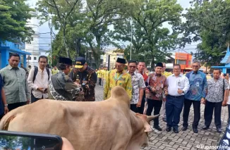 Kepedulian Tingkat Tinggi Terhadap Sesama, Perumda Air Minum Padang Kembali Menyebar Puluhan Ekor Hewan Kurban