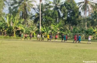 Menuju LSI 2024, SSB Kota Biru Payakumbuh Matangkan Persiapan dengan Latihan Fisik dilapangan mini Mudas Top Lampasi, Selasa 11 Juni 2024.