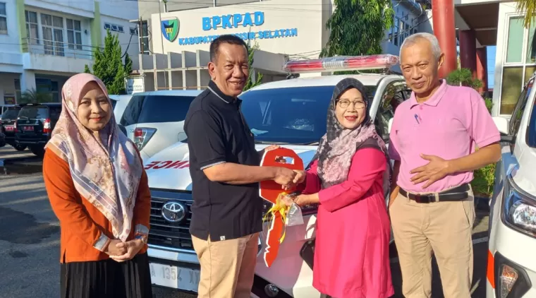 Bupati Pessel Tekankan Optimalisasi Pelayanan Kepada Masyarakat Tanpa Membedakan Kaya Atau Miskin