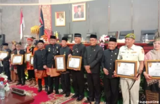 Hut Kota Padang, Mahyeldi Ansharullah dan 11 Tokoh Kehormatan Padang Diganjar Penghargaan