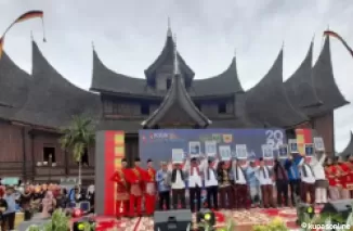 Gubuner Mahyeldi: Kunjungan Wisatawan Sumbar Lampaui Target, Pariwisata Jadi Sektor Unggulan